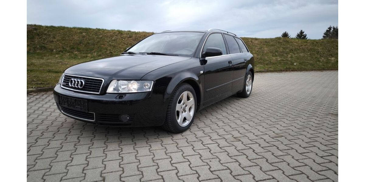 Audi A4 348.653 km 1.750 &euro; Velden 84149