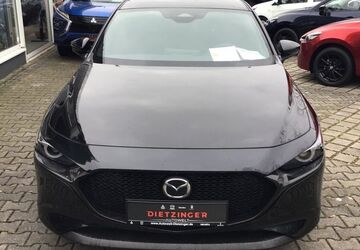 Mazda 3 7.965 km 32.690 &euro; Landshut 84030