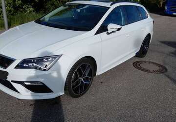 Seat Leon 112.500 km 15.600 &euro; Landshut 84034