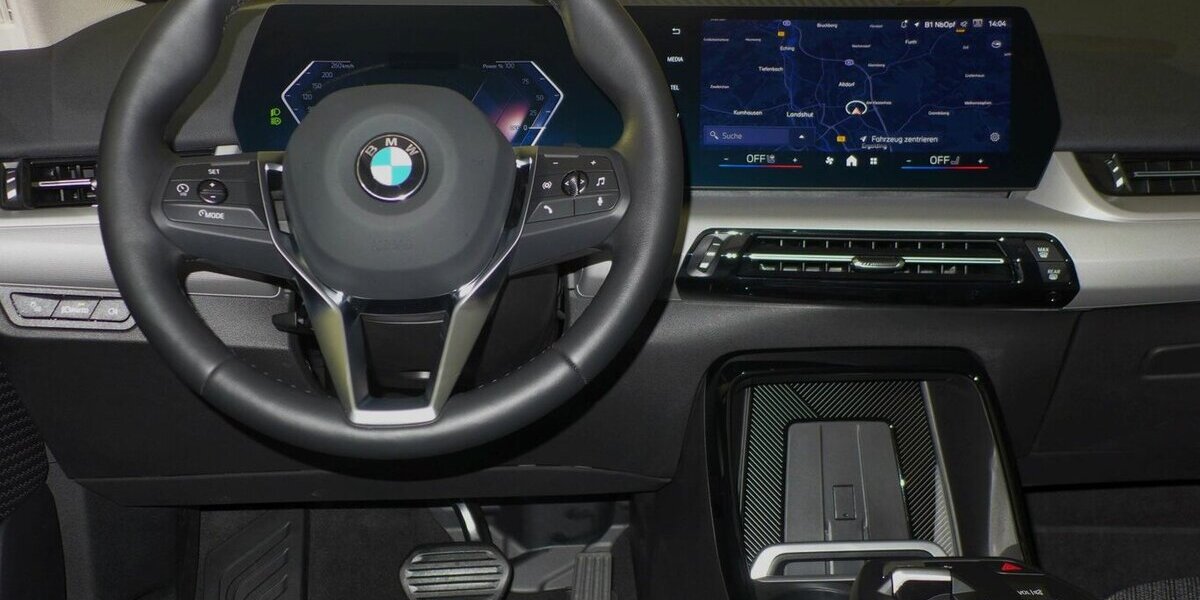 BMW X2 d U10 AHK,360° Kamera,HUD,Abstandstempomat 6.600 km 37.290 &euro; Landshut 84030