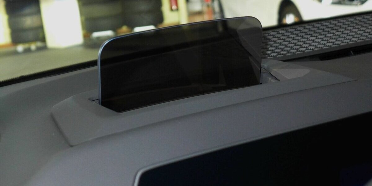 BMW 218 Active Tourer i M Sport 360°,AHK,HUD,Leder 10.400 km 29.590 &euro; Landshut 84030