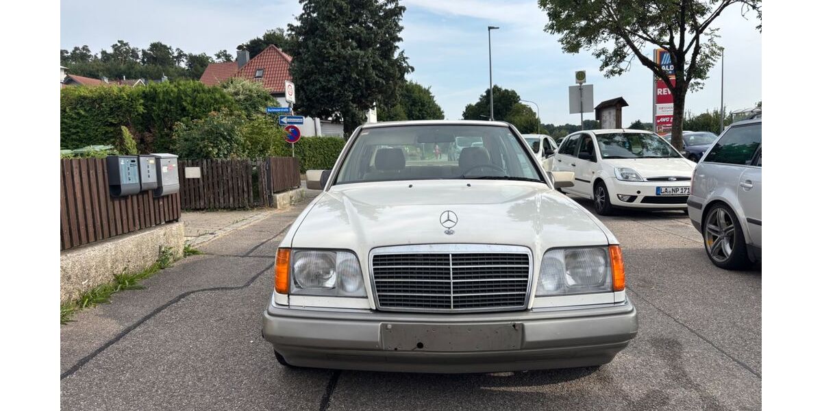 Mercedes-Benz E 200 299.000 km 2.250 &euro; Ergoldsbach 84061