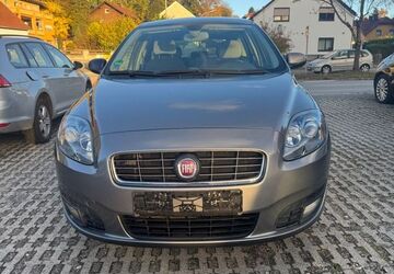 Fiat Croma 146.000 km 2.150 &euro; Ergoldsbach 84061