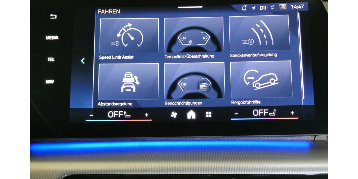 BMW X1 20d xDrive x-Line AHK,Leder,Driv.Ass.Plus 19.600 km 38.990 &euro; Landshut 84030