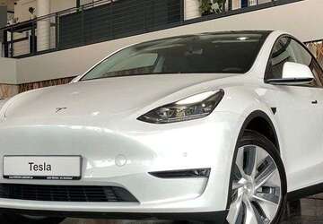 Tesla Model Y 62.283 km 34.980 &euro; Landshut 84030