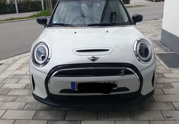 Mini Cooper SE 25.000 km 18.700 &euro; Landshut 84036