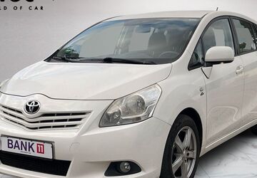 Toyota Verso 169.000 km 6.790 &euro; Landshut 84032