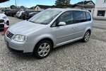 VW Touran 2.0 TDI Highline 7-Sitzer Tempomat AHK 220.000 km 2.000 &euro; Altdorf 84032