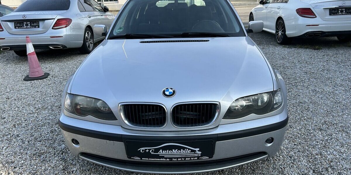BMW 318i Automatik Navi Klima PDC 206.000 km 2.500 &euro; Altdorf 84032