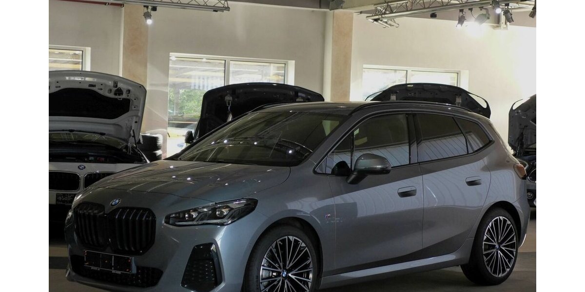 BMW 218 Active Tourer i MSport AHK,360°,HUD NP:57.770 21.800 km 30.590 &euro; Landshut 84030