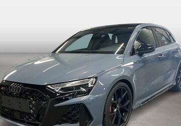 Audi RS3 2.500 km 65.990 &euro; Landshut 84030