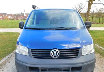VW T5 Caravelle 251.473 km 8.950 &euro; Dorfen 84405