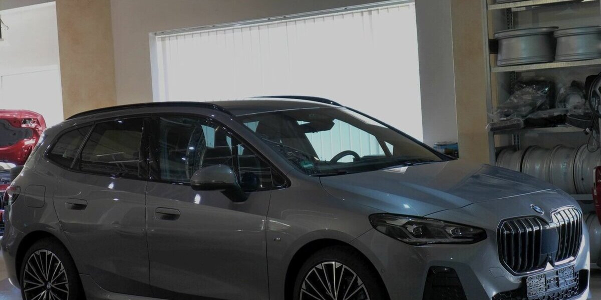 BMW 218 Active Tourer i MSport AHK,360°,HUD NP:57.770 21.800 km 30.590 &euro; Landshut 84030