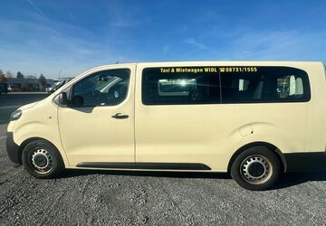 Opel Vivaro 264.000 km 14.173 &euro; Dingolfing 84130
