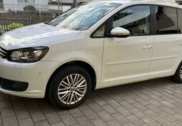 VW Touran 196.000 km 9.990 &euro; Vilsbiburg 84137