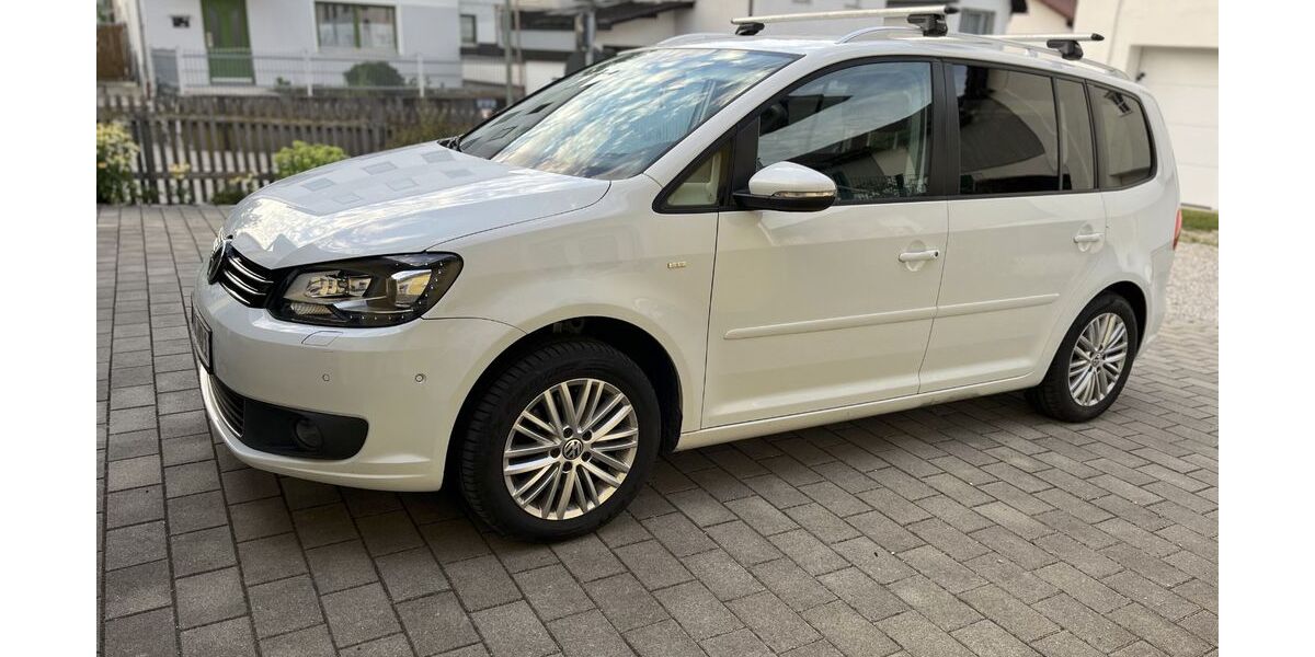 VW Touran 196.000 km 9.990 &euro; Vilsbiburg 84137