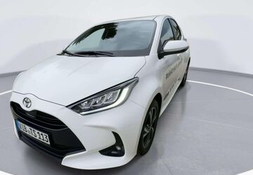 Toyota Yaris 8.500 km 25.501 &euro; Velden 84149