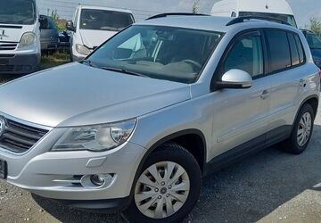 VW Tiguan 199.000 km 2.999 &euro; Rottenburg 84056