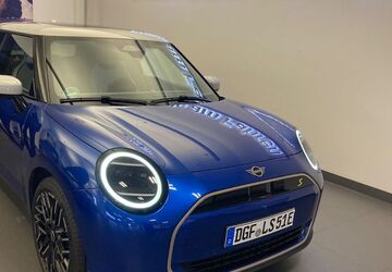 Mini Cooper SE 5.300 km 30.999 &euro; Dingolfing 84130