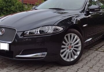 Jaguar XF 151.857 km 11.200 &euro; Taufkirchen (Vils) 84416