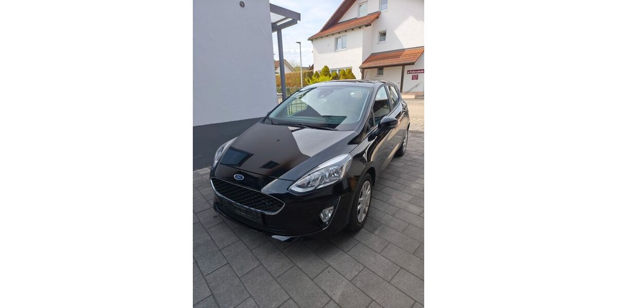 Ford Fiesta 48.000 km 9.450 &euro; Gottfrieding 84177